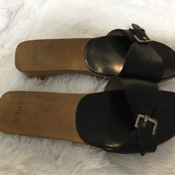 Hermes Black Leather Women's Sandals - Picture 2 of 11